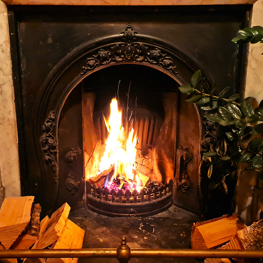 Photo of a fireplace